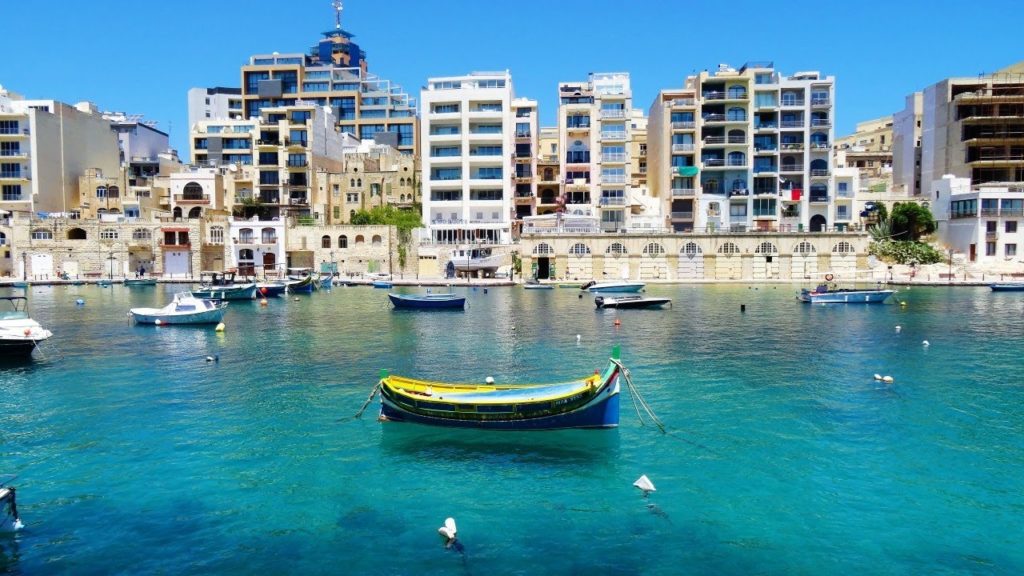 Boats in Spinola Bay